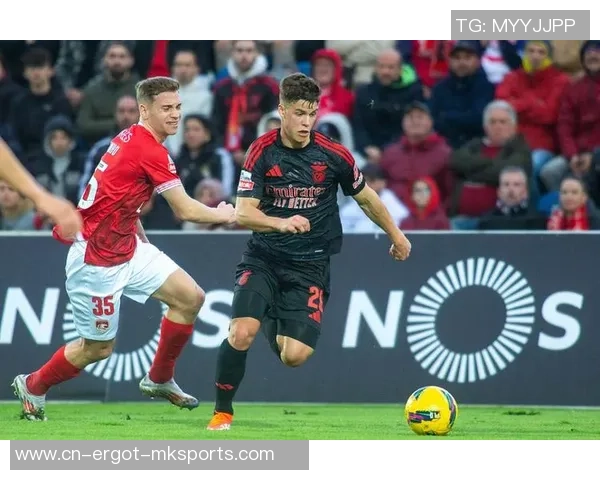 曼联的转会行将“终究确认”，罗马诺泄漏阿莫林对两位球星的观点，情绪呈现改变